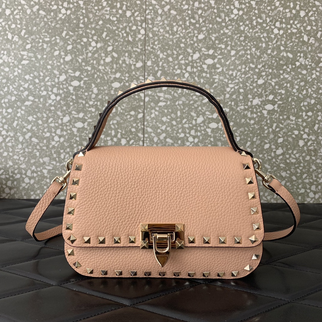 Valentino Garavani Rockstud Handbag Shoulder Bag in Nude Pink Grainy Calfskin